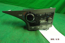 Load image into Gallery viewer, REAR TEMPERATURE CONTROLS Toyota Venza 09 10 11 12 - MM889981