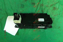 Load image into Gallery viewer, TEMPERATURE CONTROLS Ford Focus 2010 10 2011 11 - MM903235