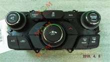 Load image into Gallery viewer, TEMPERATURE CONTROLS Mercedes-Benz 200 2015 15 - MM953012