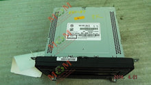 Load image into Gallery viewer, CD PLAYER RADIO Volkswagen Beetle Jetta Passat 11 12 13 14 - MM959240