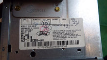 Load image into Gallery viewer, Radio FORD F250SD PICKUP 2005 - MM965840