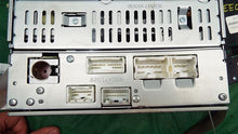 Load image into Gallery viewer, 6 DISC CD RADIO Infiniti QX56 Nissan Armada 2007 07 AM FM 6CD - MM969905