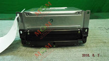 Load image into Gallery viewer, Radio Chrysler 300 2012 - MM973472