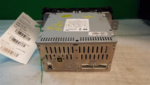 Load image into Gallery viewer, RADIO Hyundai Santa Fe 2013 13 2014 14 - MM979071