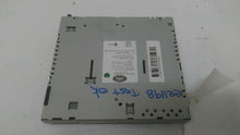 Load image into Gallery viewer, RADIO Land Rover Range Rover 05 06 07 08 09 AM FM CD - MM1012408