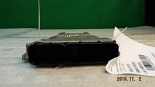 Load image into Gallery viewer, ECU ECM COMPUTER Audi A4 A5 2009 09 2010 10 - MM1024070