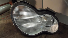 Load image into Gallery viewer, HEADLIGHT LAMP ASSEMBLY C230 C240 C32 C320 2001 01 2002 02 Right - MM1042767
