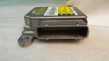Load image into Gallery viewer, AIR BAG CONTROL MODULE COMPUTER Cadillac CTS 2006 06 2007 07 - MM1051504