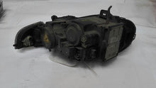 Load image into Gallery viewer, HEADLIGHT LAMP ASSEMBLY Saab 9-5 06 07 08 09 10 Right - MM1052061