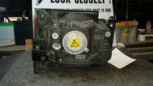 Load image into Gallery viewer, HEADLIGHT LAMP ASSEMBLY Land Rover LR3 05 06 07 08 09 Left - MM1119089