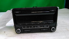Load image into Gallery viewer, CD MP3 RADIO Volkswagen Tiguan 09 10 11 12 13 14 - MM1120578