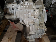 Load image into Gallery viewer, TRANSMISSION Hyundai Santa Fe 2008 08 2009 09 FWD - MM1120711