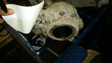 Load image into Gallery viewer, TRANSFER CASE Murano 2003 03 2004 04 CVT - MM1123412