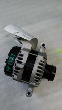 Load image into Gallery viewer, Alternator Chevrolet Cruze 2017 - MM1137601