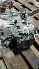 Load image into Gallery viewer, Transmission Kia Sedona 2015 - MM1168678