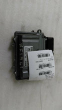 Load image into Gallery viewer, ECU ECM COMPUTER Volvo S40 50 V70 04 05 06 07 - MM1179205