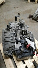 Load image into Gallery viewer, AUTOMATIC TRANSMISSION Kia Magentis Optima 2007 07 2008 08 - MM1180232
