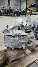 Load image into Gallery viewer, TRANSMISSION Chevrolet Malibu 2005 05 VIN Z - MM1204267