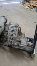 Load image into Gallery viewer, TRANSFER CASE Ml 320 Ml 350 98 99 00 01 02 03 04 05 - MM1213047