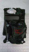 Load image into Gallery viewer, HEADLIGHT LAMP ASSEMBLY Land Rover LR3 05 06 07 08 09 Right - MM1248358