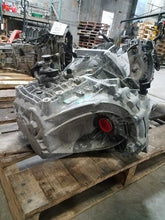 Load image into Gallery viewer, TRANSMISSION Hyundai Elantra 11 12 13 14 15 16 MANUAL - MM1263506