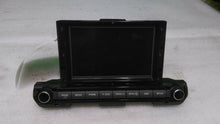 Load image into Gallery viewer, RADIO Hyundai Elantra 2017 17 2018 18 - MM1287212