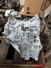 Load image into Gallery viewer, Transmission Kia Sorento 2016 - MM1295107