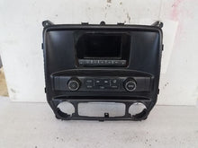 Load image into Gallery viewer, Radio SILVERADO 2500 PICKUP 2015 - MM1300484