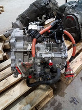 Load image into Gallery viewer, Transmission Toyota Prius 2014 - MM1307642