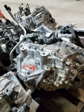 Load image into Gallery viewer, TRANSMISSION Nissan Sentra 2017 17 2018 18 2019 19 - MM1326033
