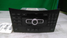 Load image into Gallery viewer, RADIO Mercedes-Benz E300 E350 E550 E63 2011 11 2012 12 - MM1340767