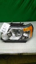 Load image into Gallery viewer, HEADLIGHT LAMP ASSEMBLY Land Rover LR2 08 09 10 11 12 Left - MM1350496