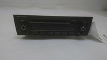 Load image into Gallery viewer, RADIO 128i 135i 323i 328i 335i M1 M3 X1 Z4 10-15 AM FM CD - MM1384079