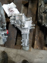 Load image into Gallery viewer, TRANSFER CASE RX350 RX350L Highlander Sienna Venza 2010-2019 - MM1386542