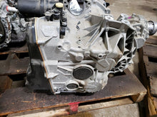 Load image into Gallery viewer, Transmission MERCEDES GLA-CLASS 2015 - MM1387839