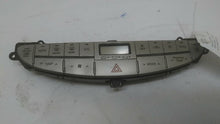 Load image into Gallery viewer, TEMPERATURE CONTROLS Hyundai Genesis 09 10 11 12 13 14 - MM1422057