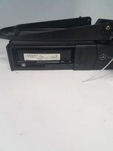 Load image into Gallery viewer, CD CHANGER ML320 ML 350 ML 500 ML55 2002 02 03 04 05 - MM1431298
