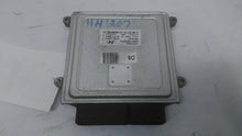 Load image into Gallery viewer, ECU ECM COMPUTER Hyundai Sonata 11 12 13 14 15 - MM1433788