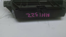 Load image into Gallery viewer, FRONT TEMPERATURE CONTROLS Land Rover LR2 13 14 15 - MM1435147