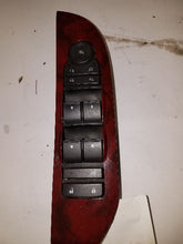 Load image into Gallery viewer, Window Switch ESCALADE ESV 2007 - MM1435489