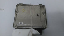 Load image into Gallery viewer, ECU ECM COMPUTER Volkswagen CC Passat 2010 10 - MM1442418