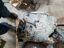 Load image into Gallery viewer, Transmission Hyundai Santa Fe 2017 - MM1447735
