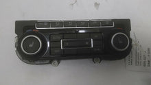 Load image into Gallery viewer, TEMPERATURE CONTROLS Volkswagen EOS Jetta 12 13 14 15 - MM1455789