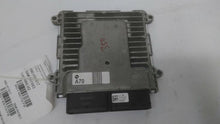 Load image into Gallery viewer, ECU ECM Computer Hyundai Elantra 2017 - MM1457076