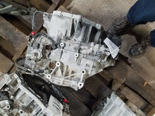 Load image into Gallery viewer, Transmission Hyundai Santa Fe 2014 - MM1457948