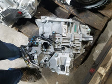 Load image into Gallery viewer, TRANSMISSION Hyundai Elantra 2017 17 2018 18 - MM1460462