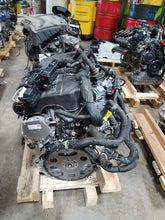 Load image into Gallery viewer, Engine Motor Chevrolet Equinox 2018 - MM1464613