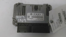Load image into Gallery viewer, ECU ECM COMPUTER Passat 2012 12 2.5L Auto - MM1478049