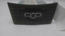 Load image into Gallery viewer, RADIO CLS550 CLS63 E300 E350 E400 E550 E63 2013 13 - MM1489152
