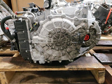 Load image into Gallery viewer, Transmission Kia Sorento 2017 - MM1499843